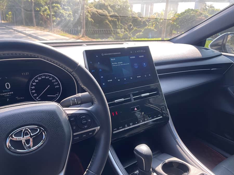 Toyota Avalon 2022 car image #24