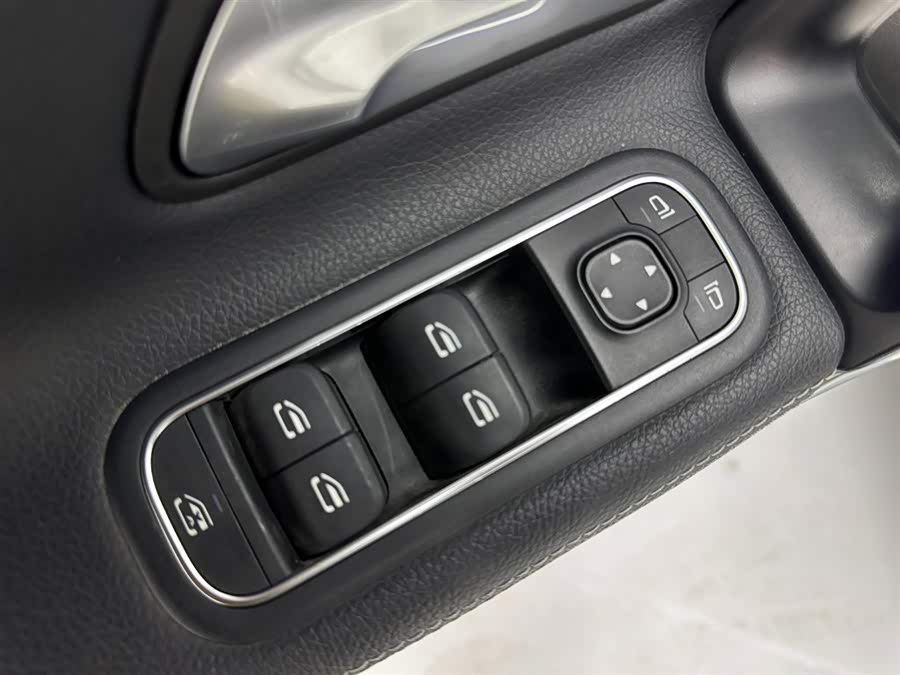 Mercedes-Benz A Class 2021 car image #24