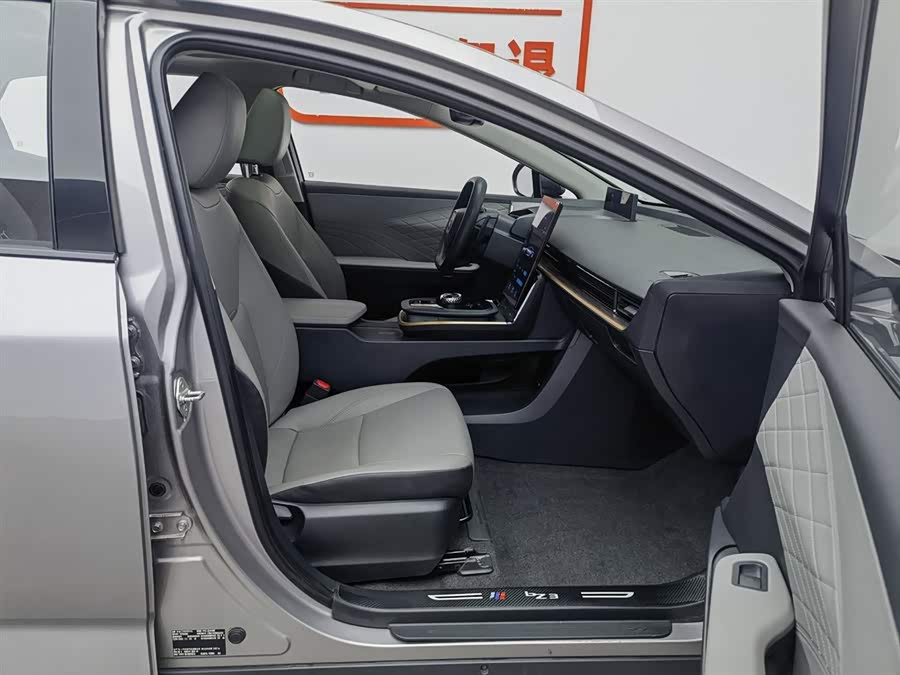 Toyota bZ3 2024 immagine di auto #24