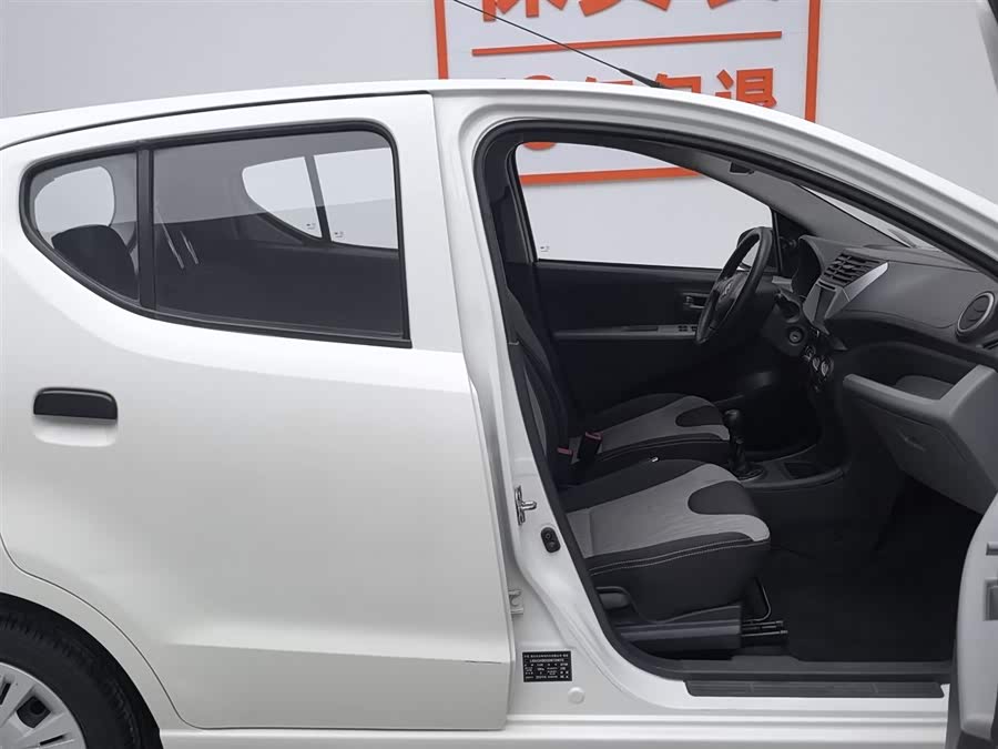 Suzuki Alto 2014 car image #24
