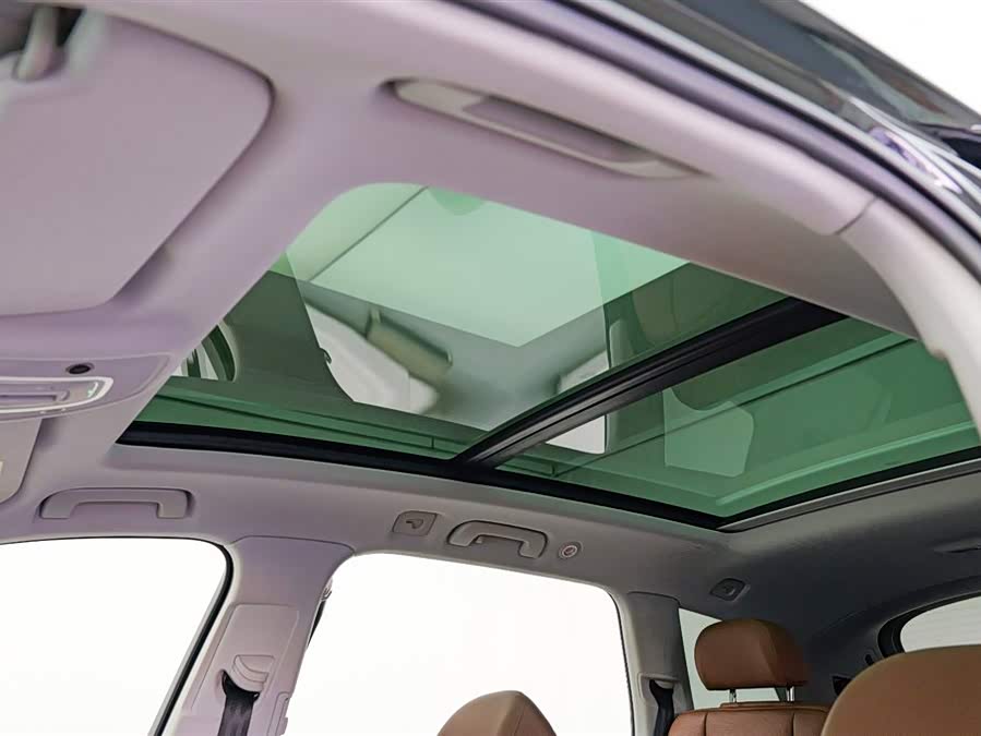 Audi Q7 2022 car image #24