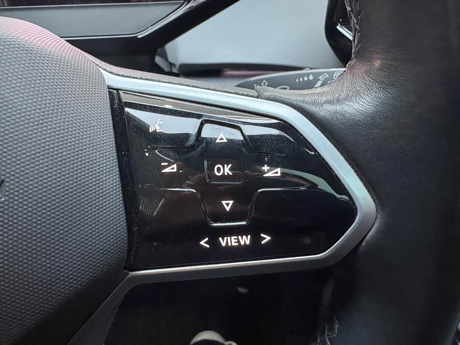 Volkswagen ID.3 2024 car image #24