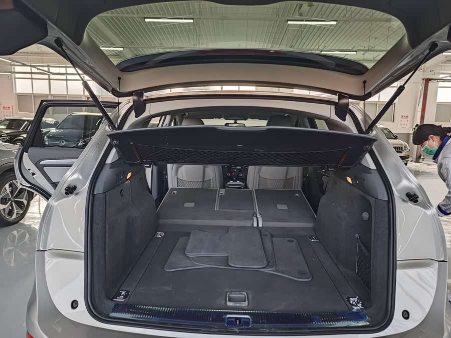 Audi A8 2011 #24 Audi A8 2011 car image #24