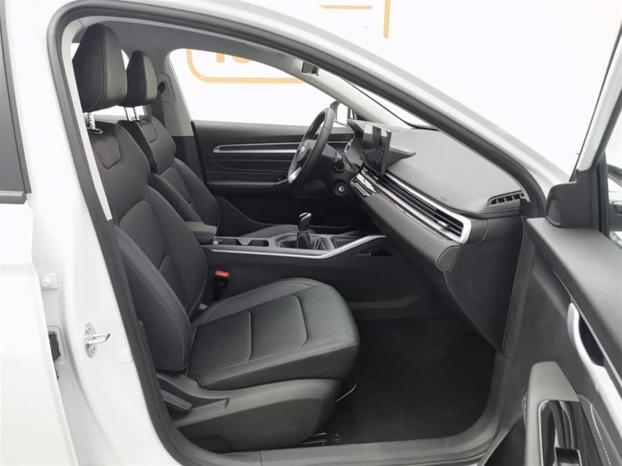 GEELY Emgrand 2025 car image #24