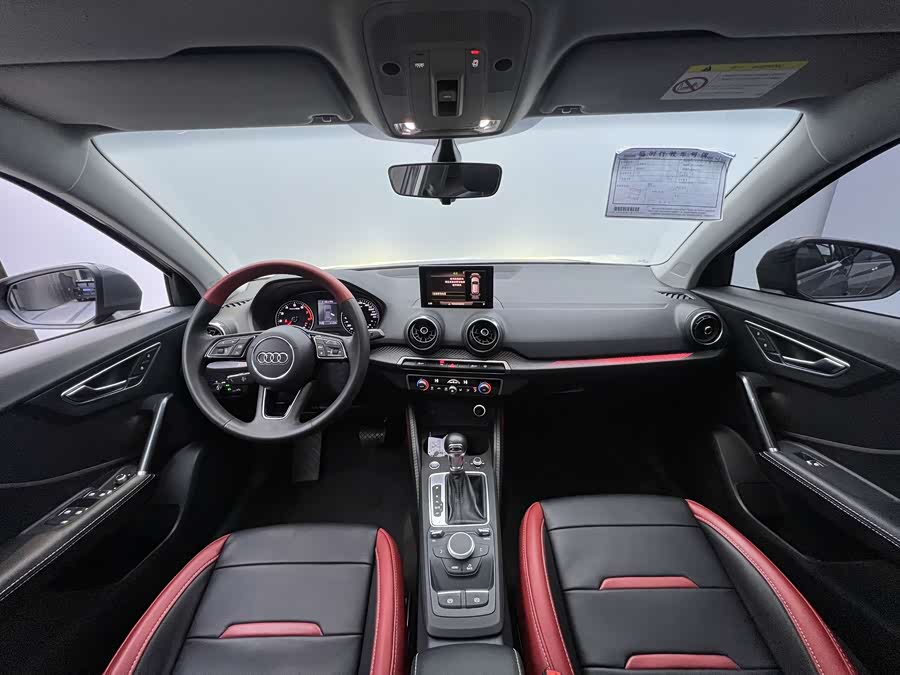 Audi Q2L 2021 car image #24