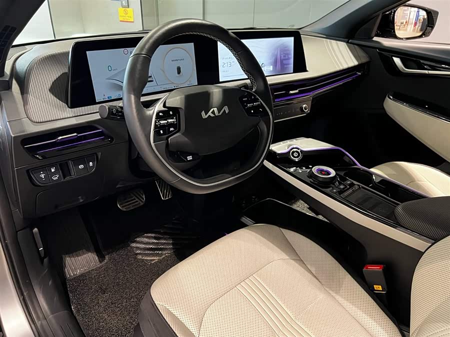 Kia EV6 2023 изображение автомобиля #24