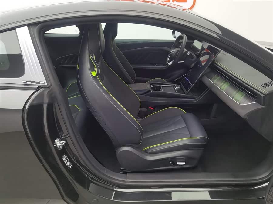 哪吒汽车 哪吒GT 2023 汽车图片 #24