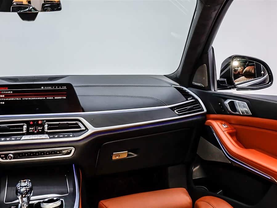 BMW X7 2022 immagine di auto #24