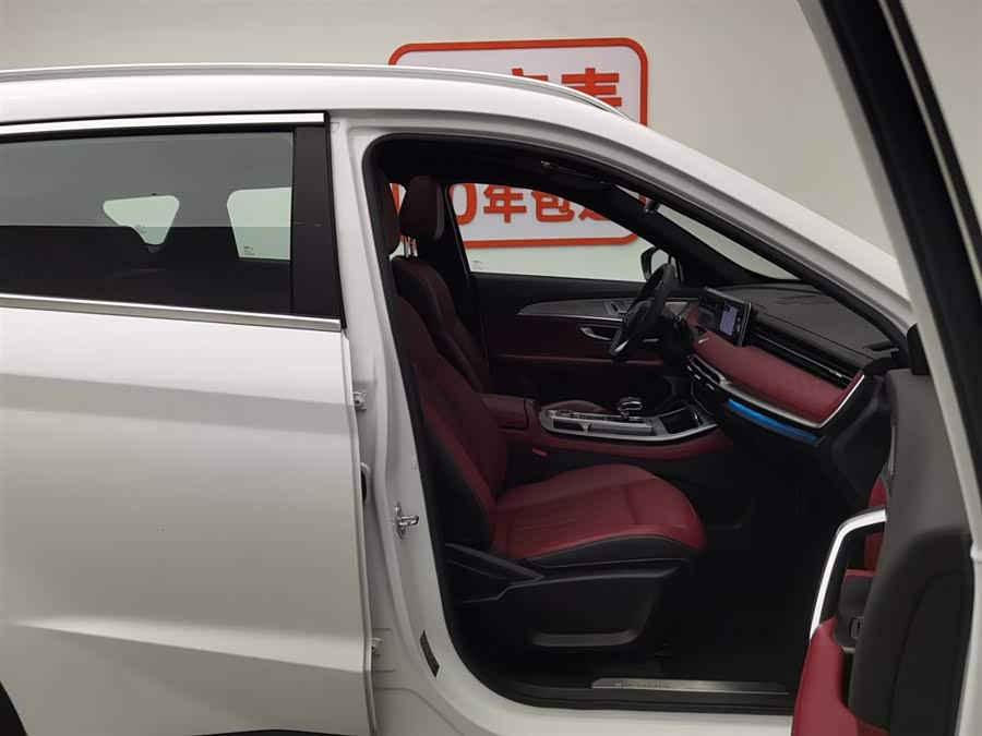 Jetour X70 PLUS 2022 car image #24