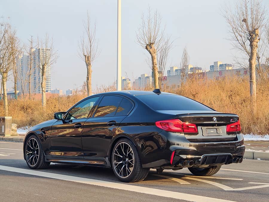 BMW M5 2020 car image #24