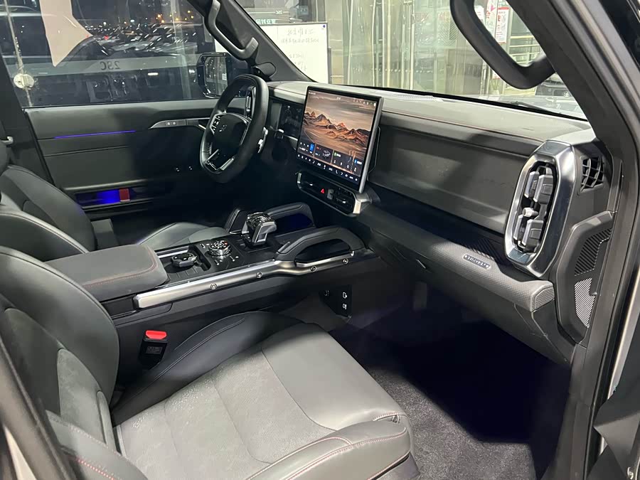 Jetour Traveller 2023 car image #24