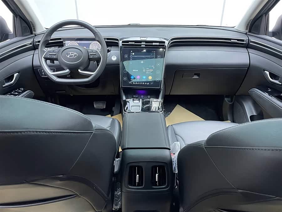 Hyundai Tucson 2023 car image #24