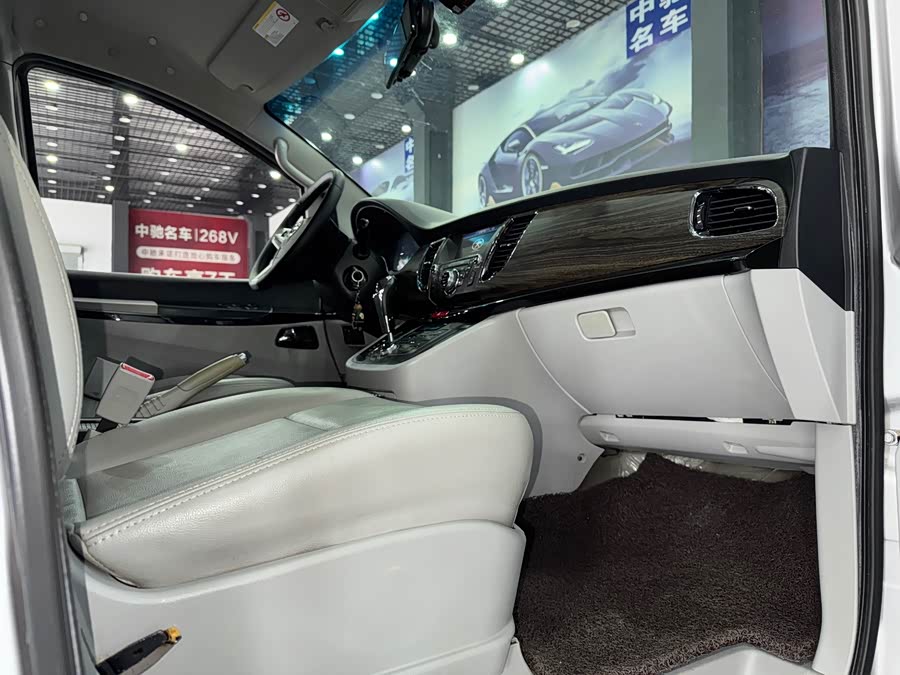 JAC 2014 #24 JAC 2014 car image #24