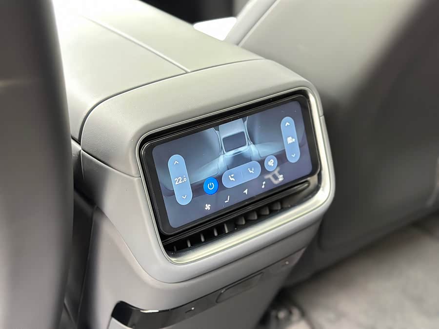 小米汽车 小米YU7 2025 汽车图片 #24