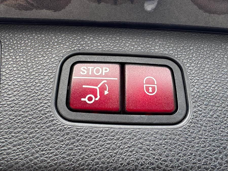 Mercedes-Benz GLK Class (Imported) 2011 immagine di auto #24