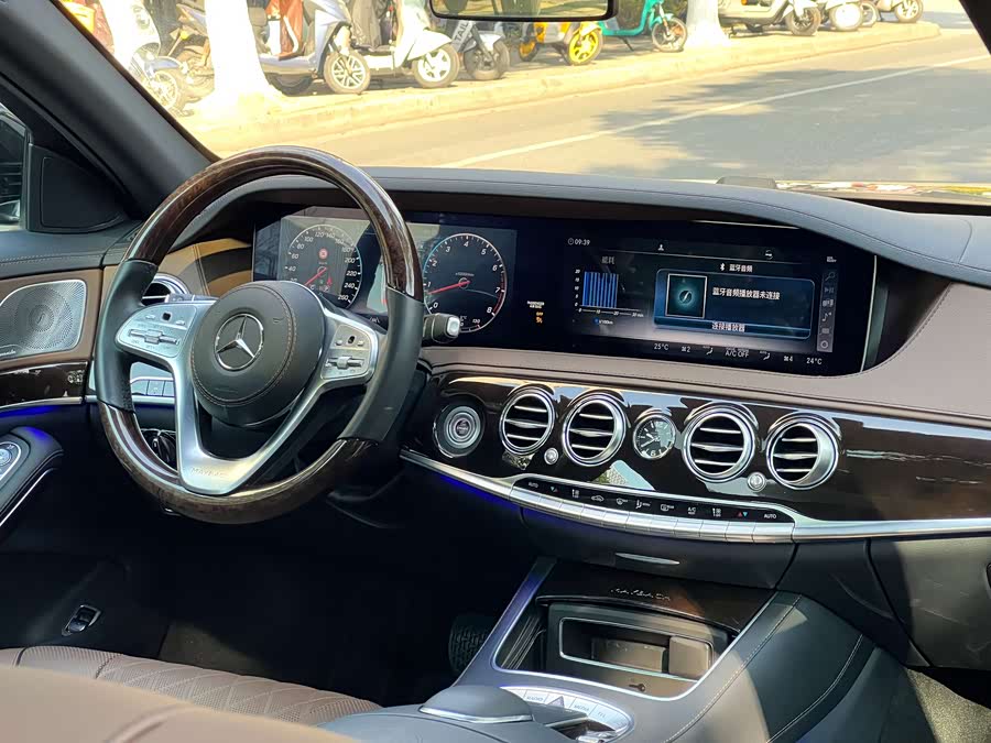 Mercedes-Benz Maybach S Class 2020 #24 Mercedes-Benz Maybach S Class 2020 car image #24