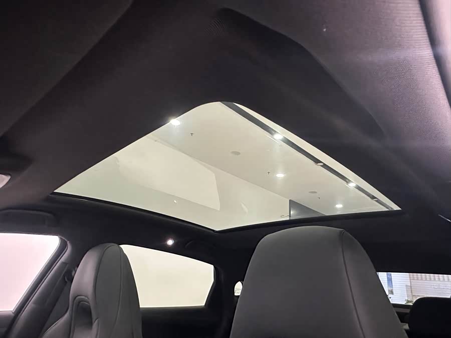 BYD Seal 2025 car image #24