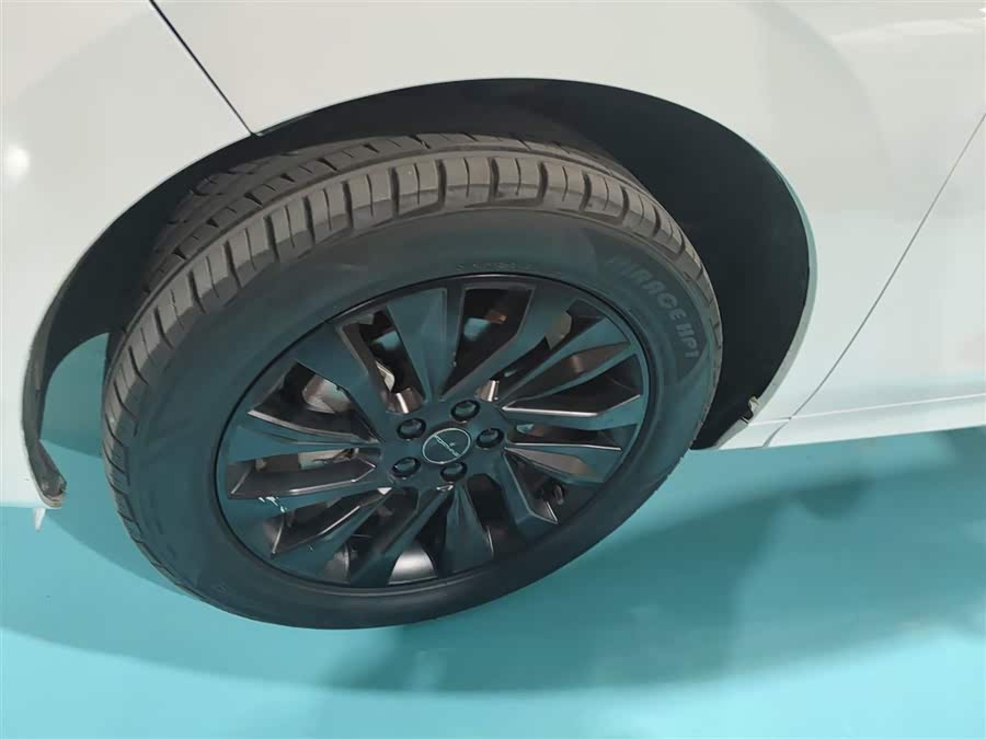 Forthing T5 EVO 2021 #24 Forthing T5 EVO 2021 immagine di auto #24