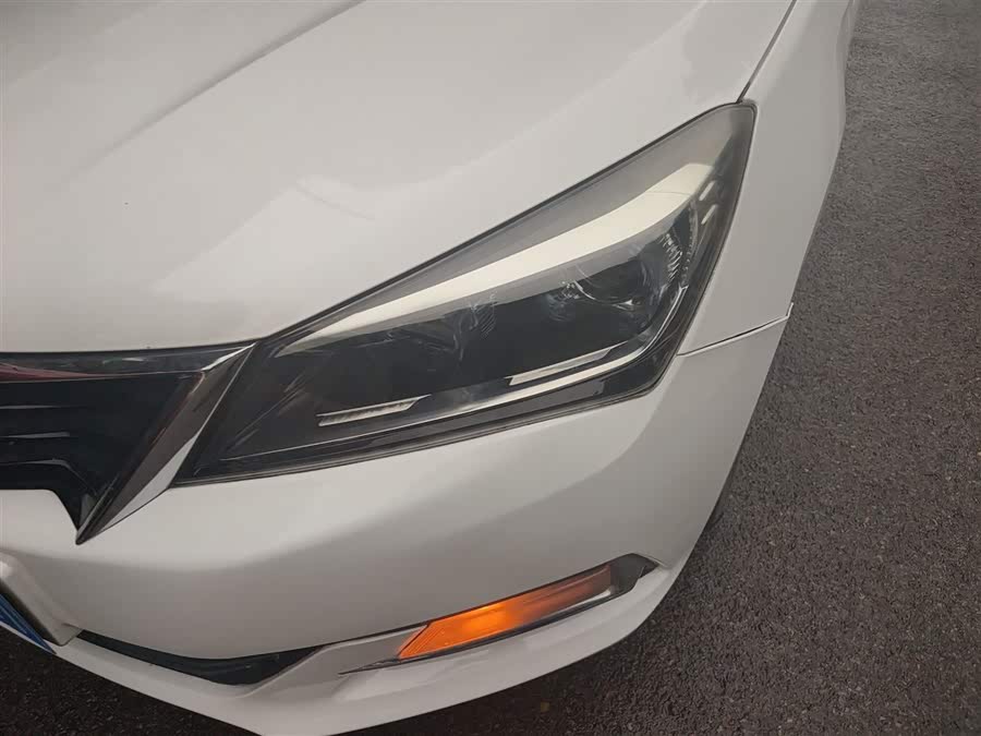 Changan Alsvin V7 2015 imagem de carro #24