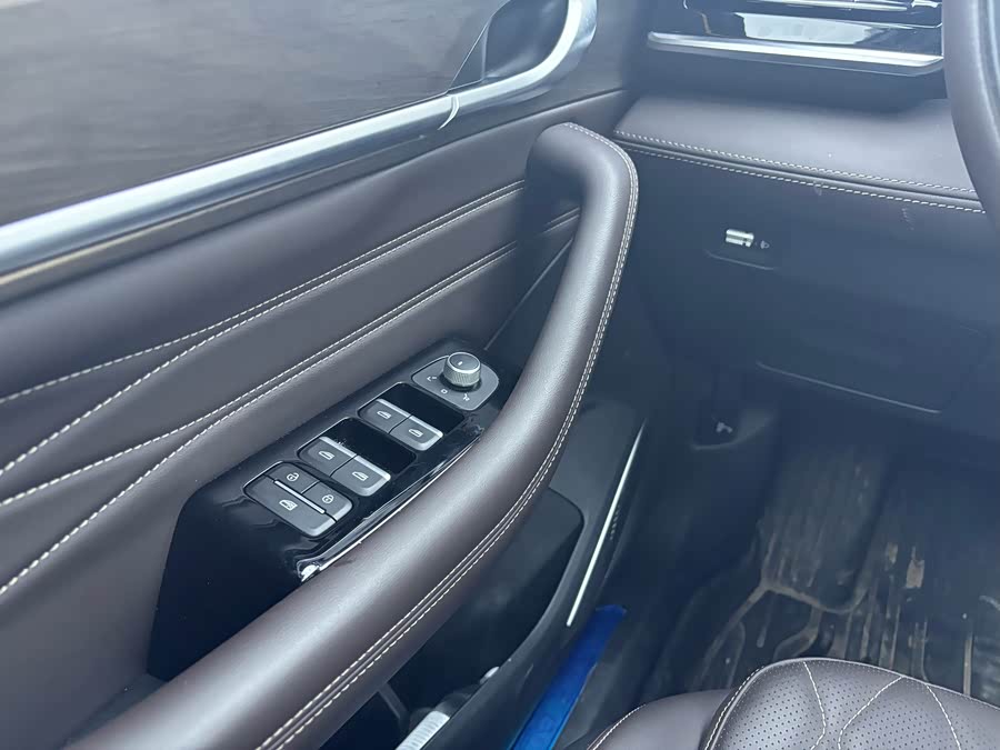 GEELY Monjaro 2025 car image #24
