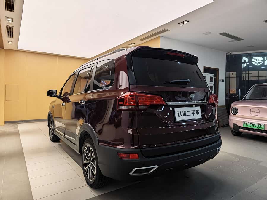 SWM斯威汽车 SWM斯威X3 2019 汽车图片 #24