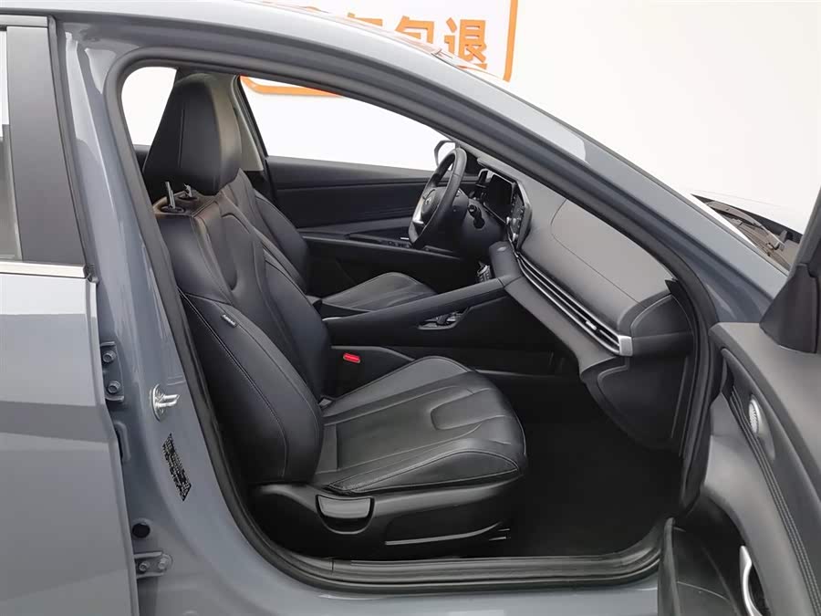 Hyundai Elantra 2023 car image #24