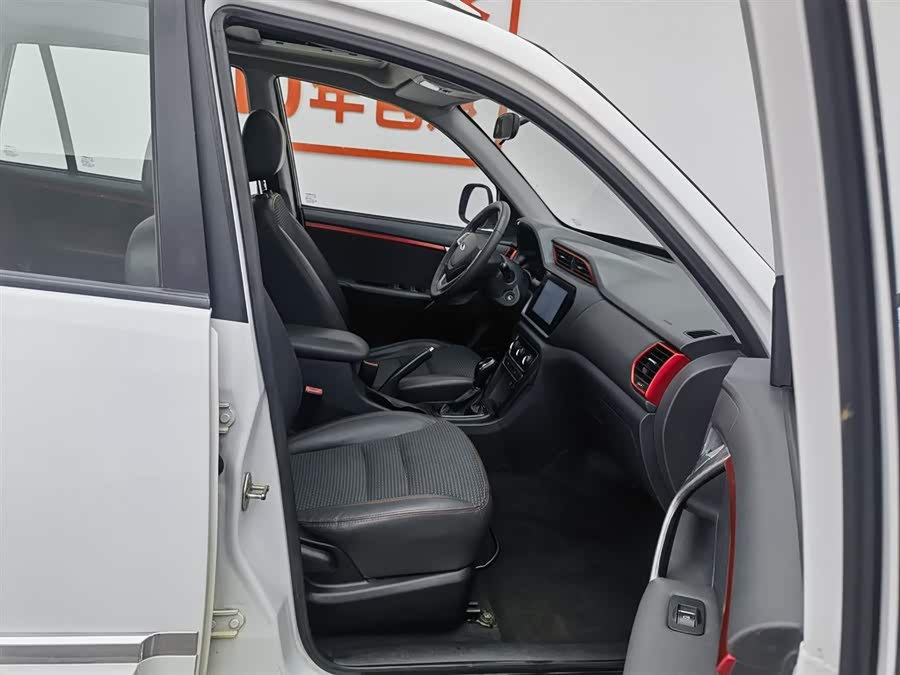 Chery Tiggo 3 2016 car image #24