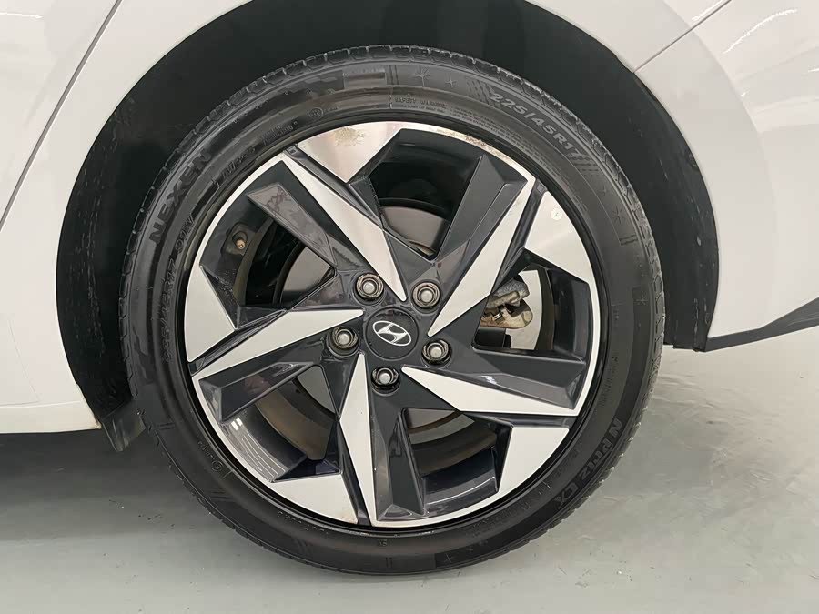 Hyundai Elantra 2021 car image #24