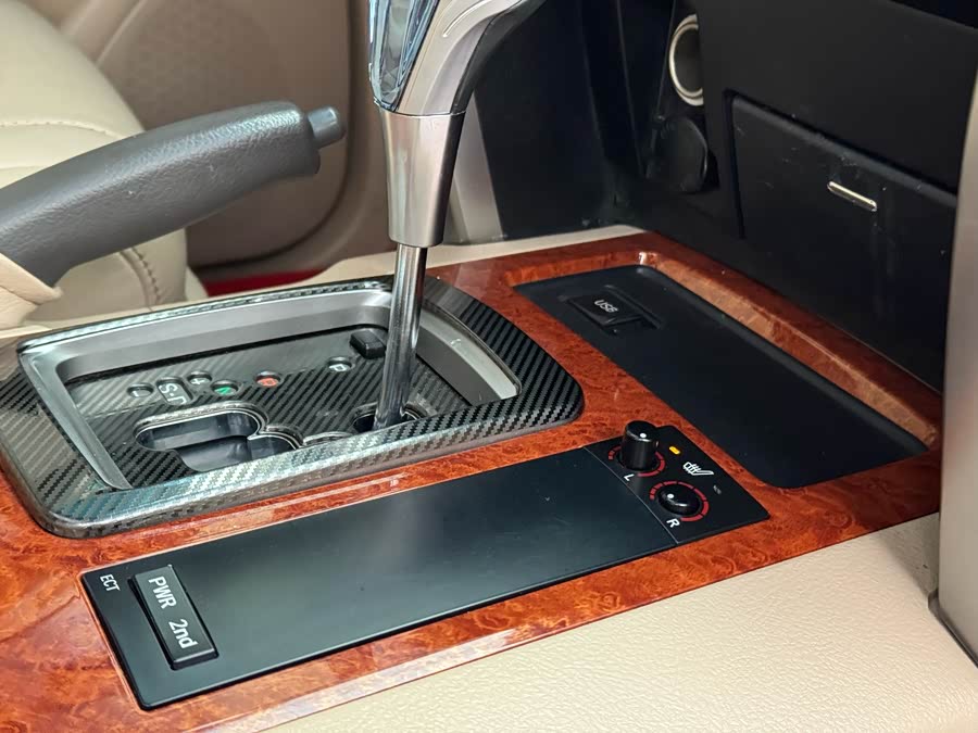 Toyota Land Cruiser 2016 car image #24