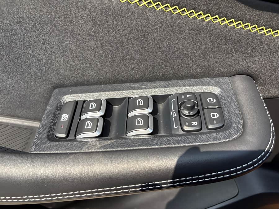 Lynk & Co 03 2023 car image #24