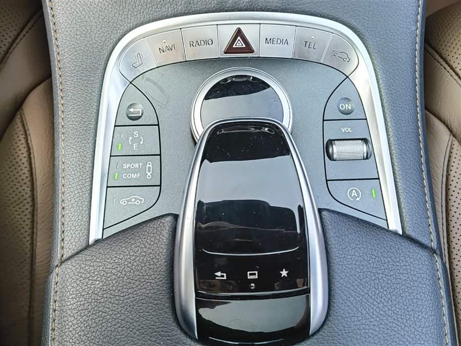 Mercedes-Benz S Class 2014 car image #24
