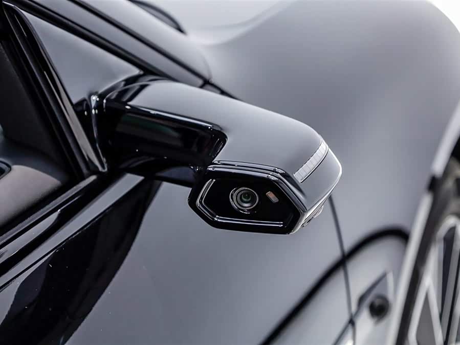 Avatr 12 2024 car image #24