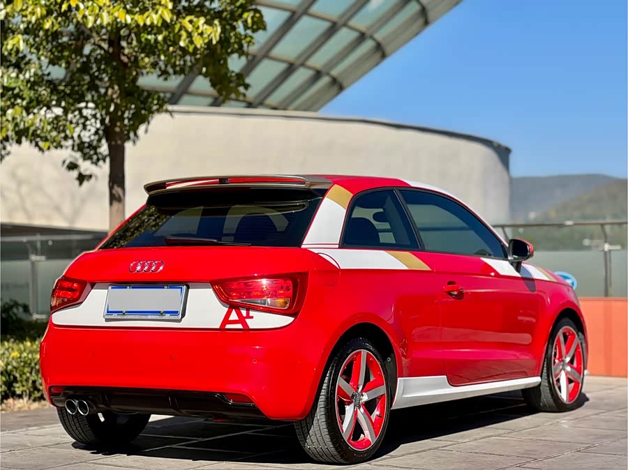 Audi A1 2013 car image #24