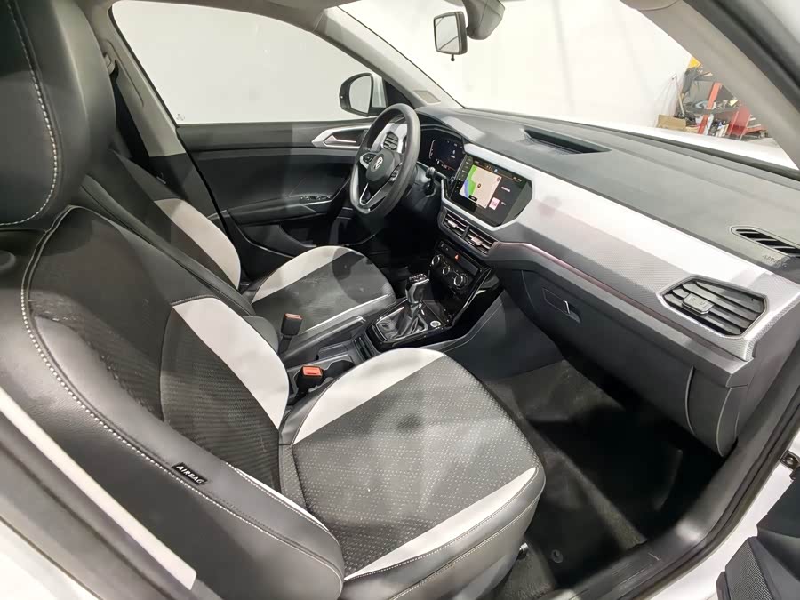 Volkswagen Tacqua 2023 car image #24
