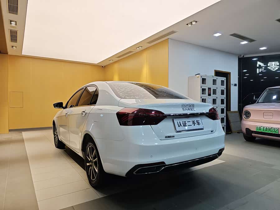 GEELY Emgrand 2020 #24 GEELY Emgrand 2020 car image #24