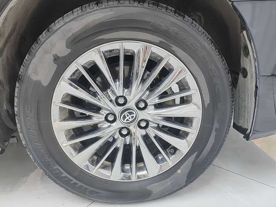 Toyota Vellfire 2020 car image #24