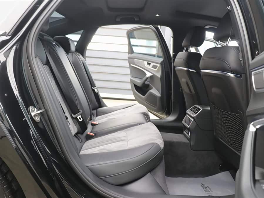 Audi A6L 2023 immagine di auto #24