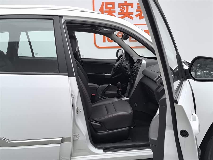 Chery Tiggo 3 2015 immagine di auto #24