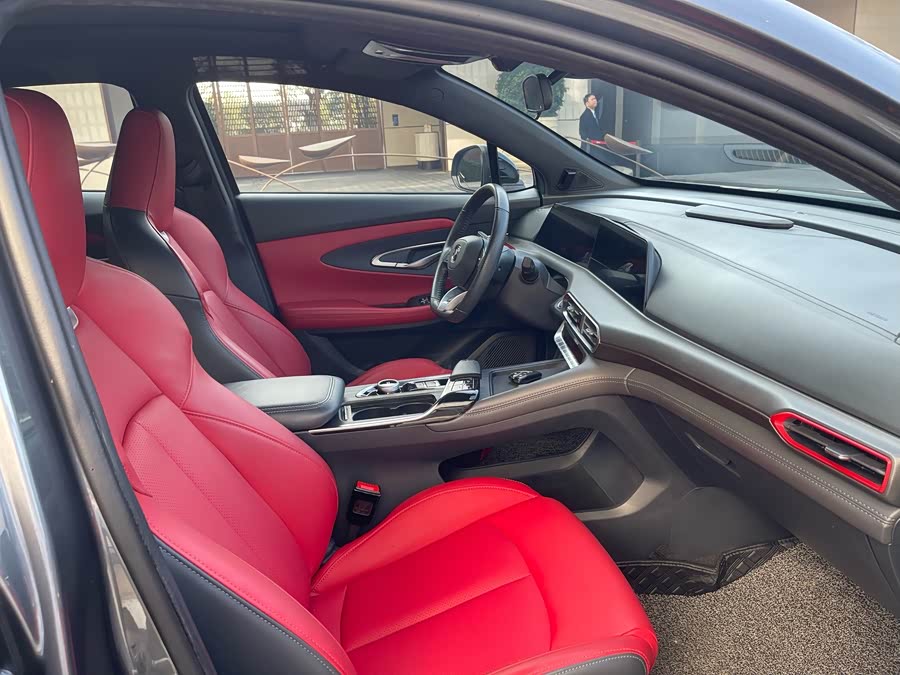 Changan UNI-T 2020 car image #24