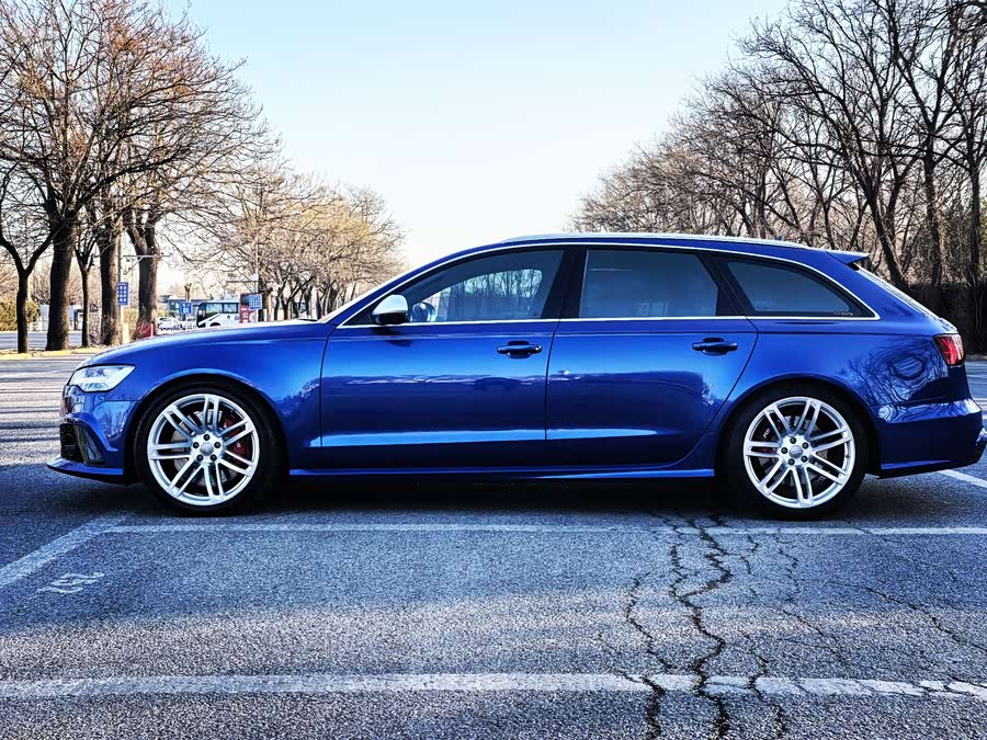 Audi RS 6 2016 صورة سيارة #24