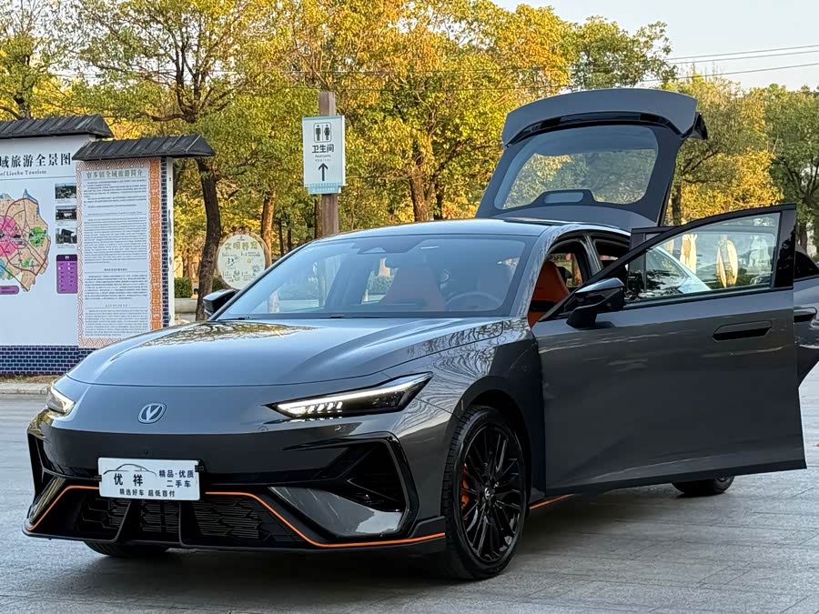 Changan UNI-V 2025 #24 Changan UNI-V 2025 immagine di auto #24