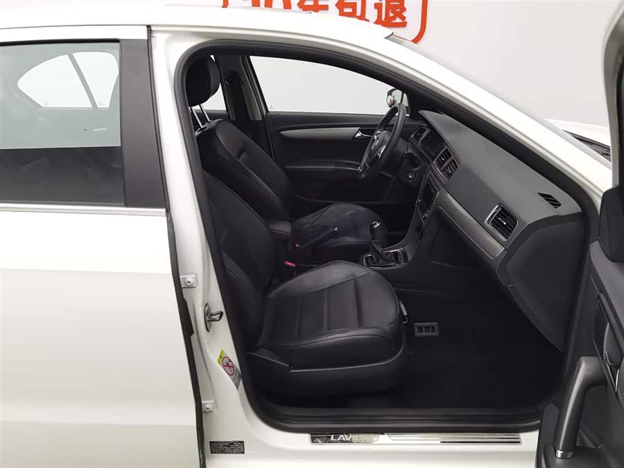 Volkswagen Lavida 2014 car image #24