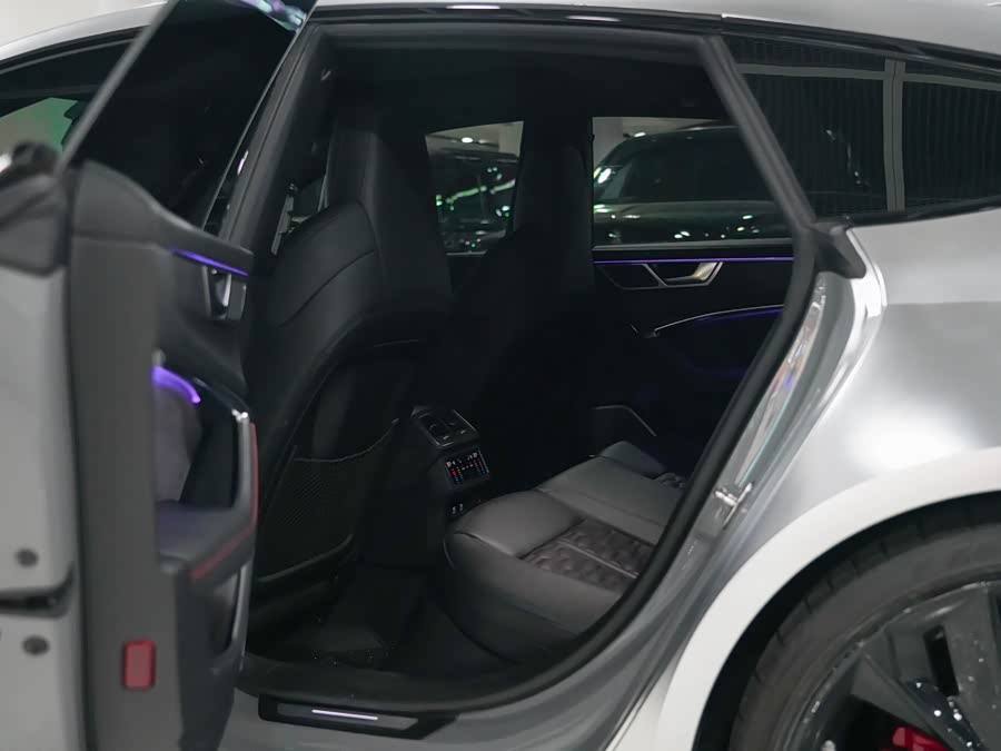 Audi RS 7 2021 car image #24