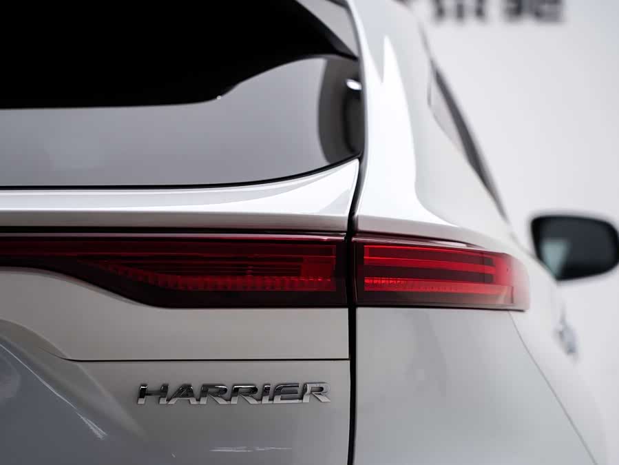 Toyota Harrier 2021 imagem de carro #24