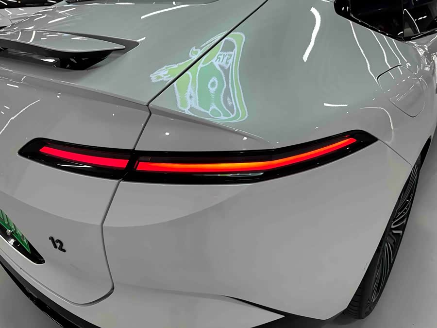 Avatr 12 2025 car image #24