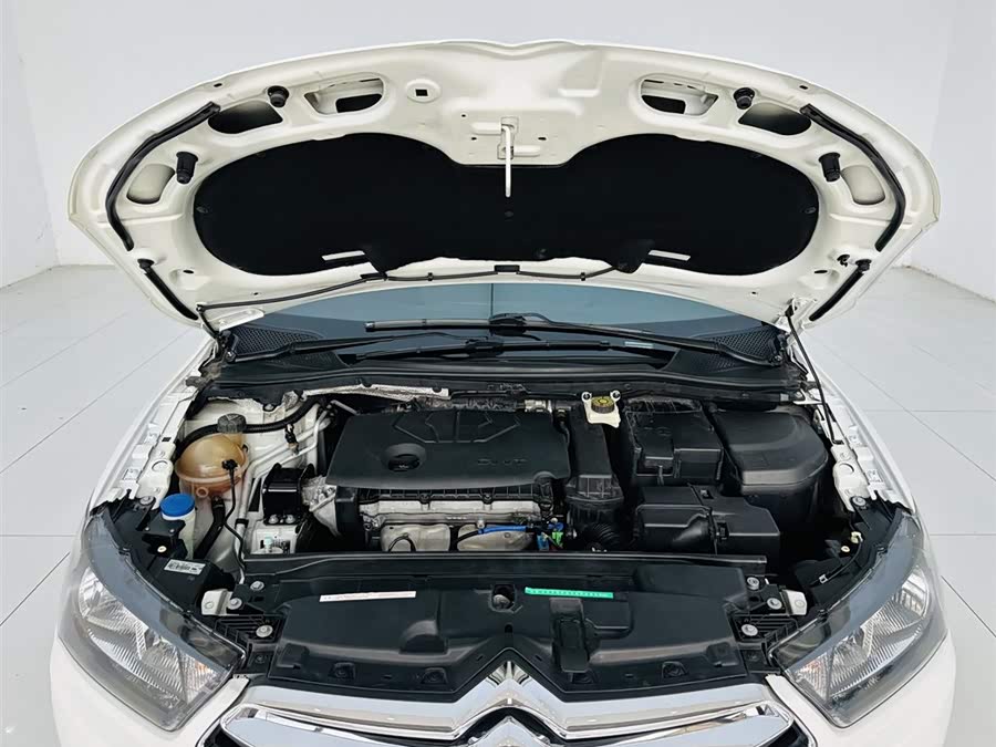 Citroen C-Quatre 2015 car image #24