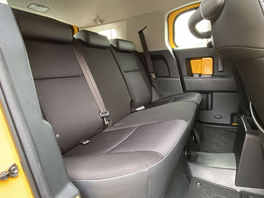 Toyota FJ Cruiser 2019 car image #24