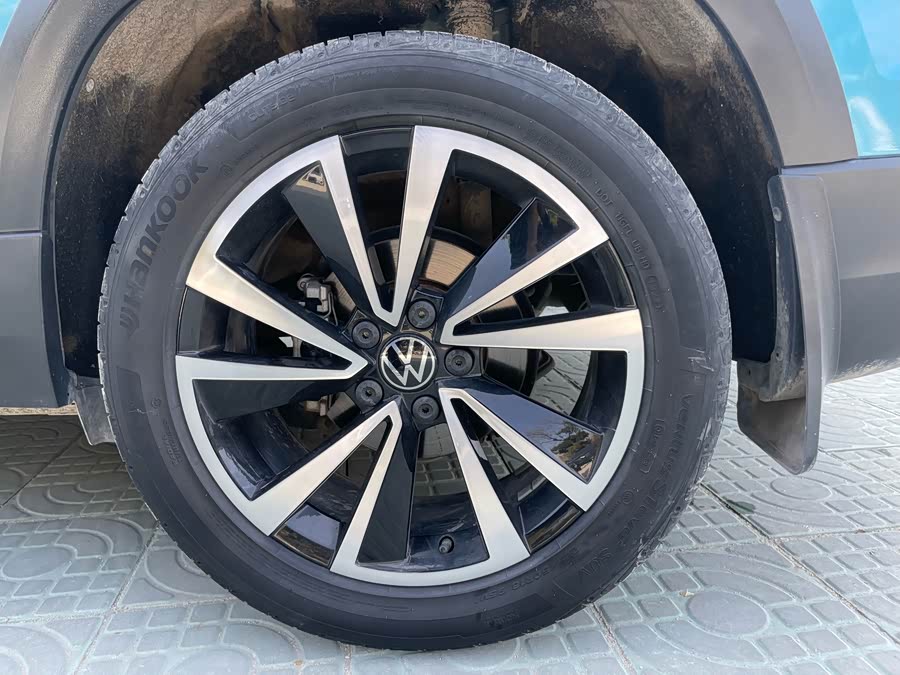 Volkswagen Tharu 2022 car image #24