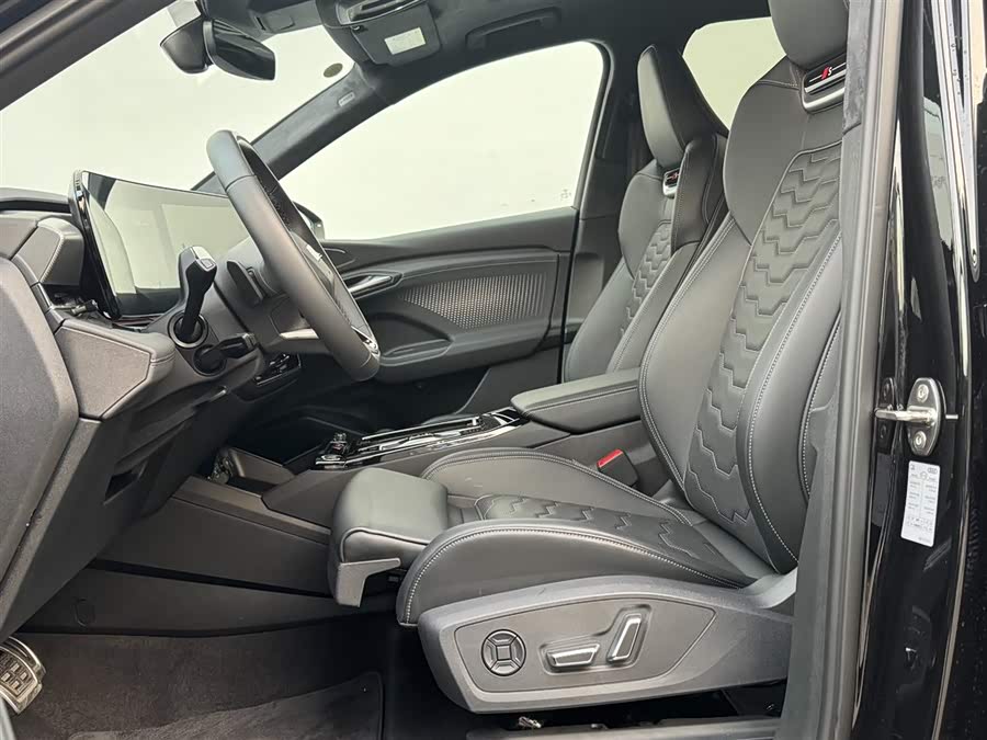 Audi 2025 #24 Audi 2025 car image #24