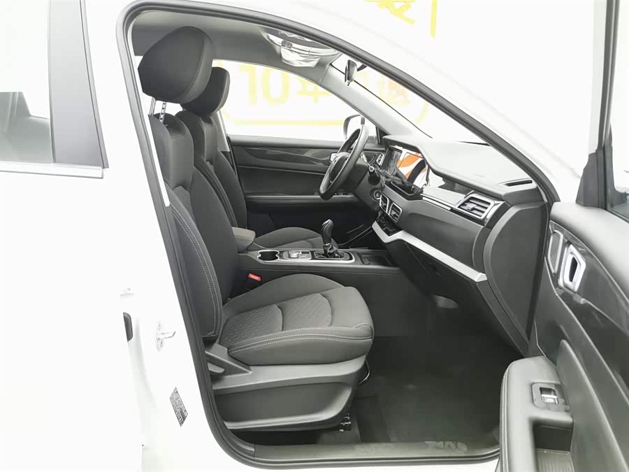 Kaiyi Showjet 2022 #24 Kaiyi Showjet 2022 car image #24